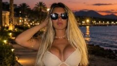 SharaBell's hot Picture
