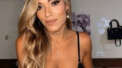 Li Marques's hot Picture