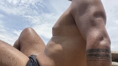 Lipe Simas's hot Picture