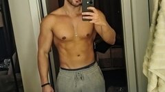 Vini Silva's hot Picture