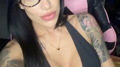 Van 182's hot Picture