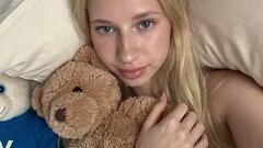 Michelle lovique's hot Picture