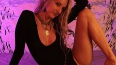 Vixen Violet's hot Picture