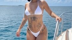 Morena 051's hot Picture