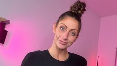 SkyeHotwife's hot Picture