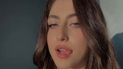 EmilyDeschinel's hot Picture