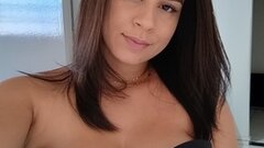 Ayla SP's hot Picture