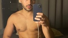 Daniel 25's hot Picture