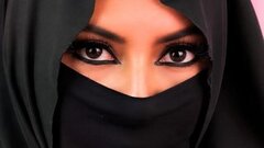 Qamar_Khalifa's hot Picture