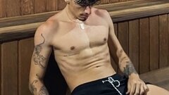Del Penho's hot Picture