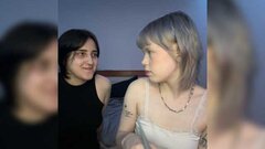 AliceAndMia's hot Picture
