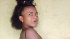 mialisoa3's hot Picture