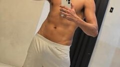 Leo Melo's hot Picture