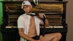 DenielTaylor's hot Picture