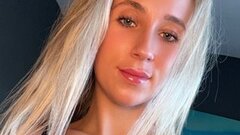 DesireJxo's hot Picture