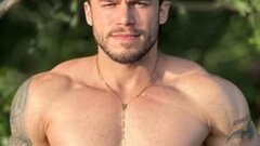 Lucas Bunkeer's hot Picture